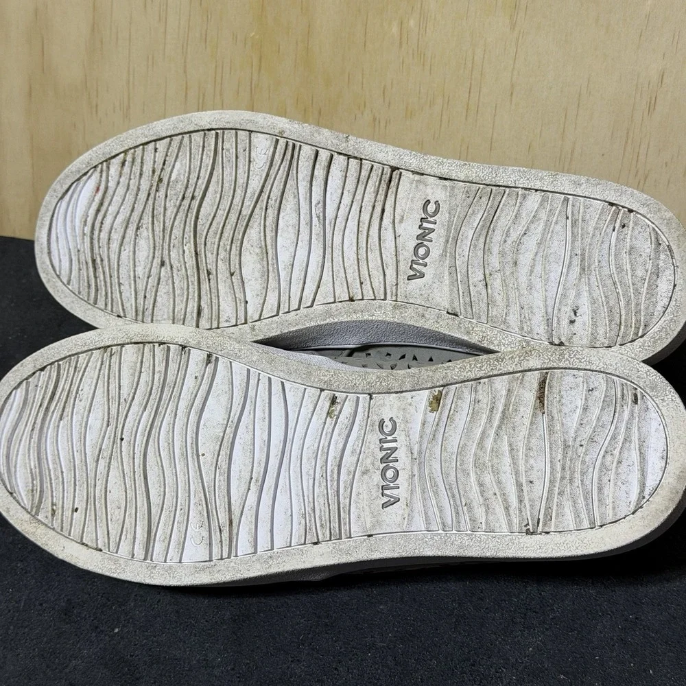 Vionic Women's Size 8 Gray Slip On Sneakers Perforated Casual Comfort Shoes